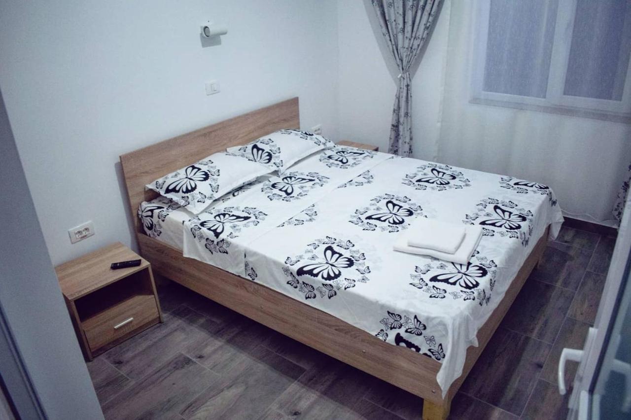Casa Adrian Otel Corbu  Dış mekan fotoğraf
