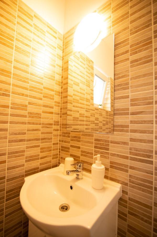 Casa Adrian Otel Corbu  Dış mekan fotoğraf