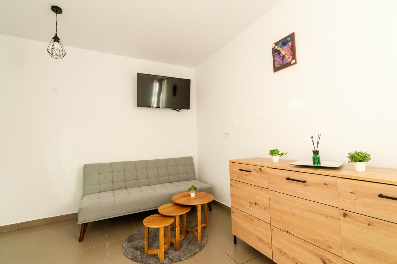 Casa Adrian Otel Corbu  Dış mekan fotoğraf