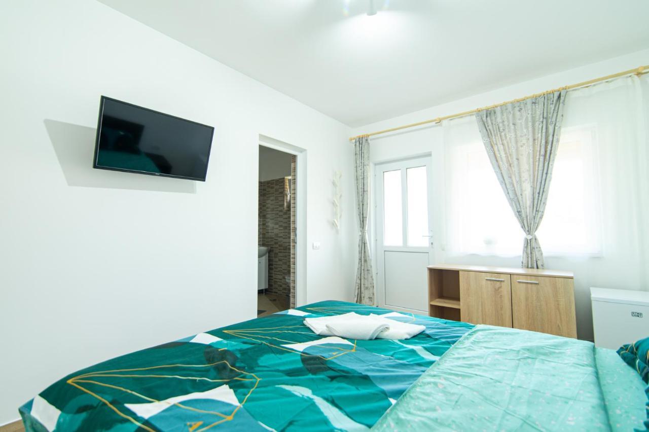 Casa Adrian Otel Corbu  Dış mekan fotoğraf