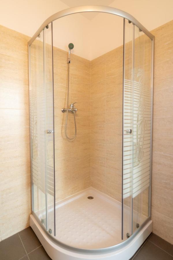 Casa Adrian Otel Corbu  Dış mekan fotoğraf